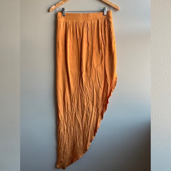 Forever 21 Asymmetrical Skirt - Picture 1 of 5